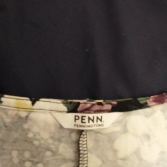 NEW WITH TAGS!! FLORAL  SUMMER SWING DRESS , SLEEVELESS RELAXED FIT - Picture 2 of 3